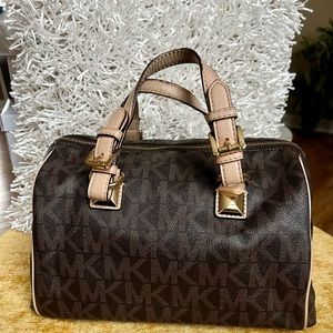 Micheal Kors Bag
